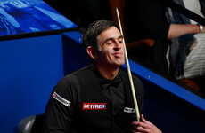 O'Sullivan puts referee row behind him to stay on course for seventh World Championship title