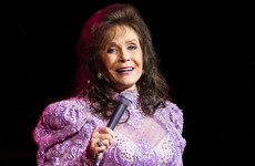 Tributes paid to country music pioneer Loretta Lynn, who has died aged 90