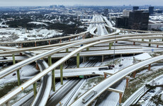 Temperatures to drop as low as -51 degrees Celsius as US and Canada experience 'Arctic blast'