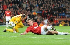 Champions League wrap: United earn narrow win, Messi spares Barca blushes