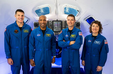 Nasa announces crew for mission flying around the Moon next year