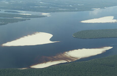 14 killed in plane crash in Brazilian Amazon