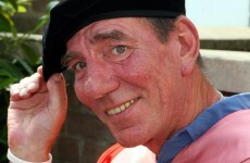 Hollywood veteran Pete Postlethwaite dies at 64