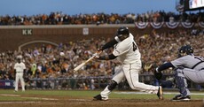 World Series: Sandoval powers Giants past Tigers