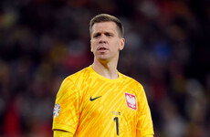 Barcelona lure former Arsenal and Juventus goalkeeper out of retirement