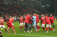 Atalanta win 10th straight to stay top, while Bayern suffer first league loss under Kompany