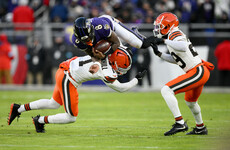 Ravens win AFC North for second straight season, Bengals stay alive