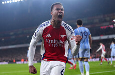 Arsenal beat Tottenham to move within 4 points of Liverpool