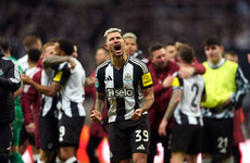 Newcastle sweep aside Arsenal to book League Cup final spot