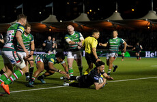 Glasgow crush Leicester to secure quarter-final meeting with Leinster