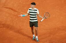 Alcaraz and Sabalenka advance, Swiatek eyes 102-year French Open record