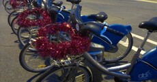 Who is Dublin's mystery tinsel angel?