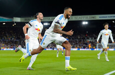 Leeds make winning return to Premier League