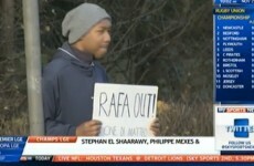 Rafa Benitez bids to win round Chelsea fans