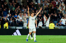 Nine-man Bayern Munich hold on for draw as Inter Milan suffer wobble in title bid
