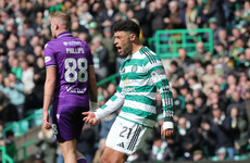 Oxlade-Chamberlain's goal helps Celtic prevail to keep title hopes alive