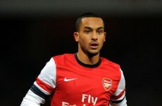 Confirmed: Theo Walcott agrees new Arsenal deal