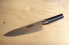 Man finds knife in own back... three years after being stabbed