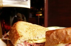 Poll: Do you go out to pubs?