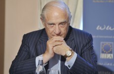 Noonan won't be attending Bilderberg (but Sutherland will...)