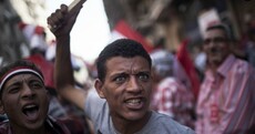 Egypt's president given deadline to leave as death toll rises to six