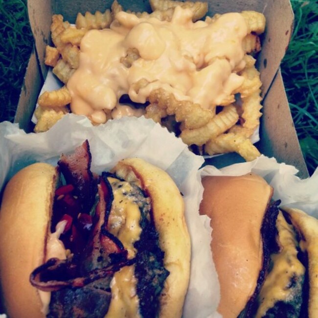 #shakeshack #hamburger #burger #bacon #cheddar #fries #potato #bread #centralpark #lunch #lowfat #super #top #vivaladieta #diosi&egrave;incarnato #god #ny #nyc #newyork