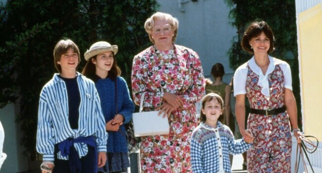 gallery-mrsdoubtfire-4-gallery-image