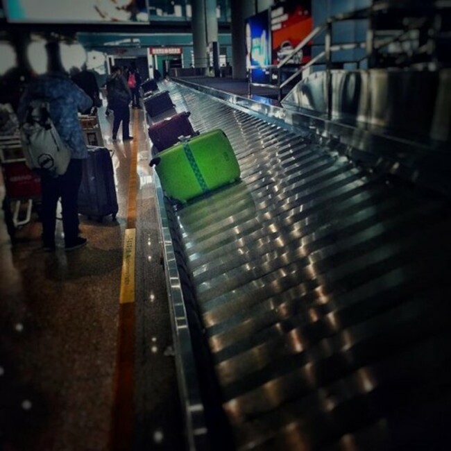 #mysuitcase #baggageclaim #beijingairport