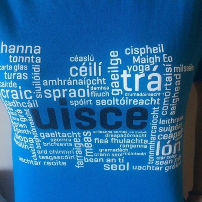 T&aacute; tl&eacute;ine nua againn! C&eacute;ard a sh&iacute;leann sibh? #ColaisteUisce #Uisce #Gaeilge #Gaeltacht