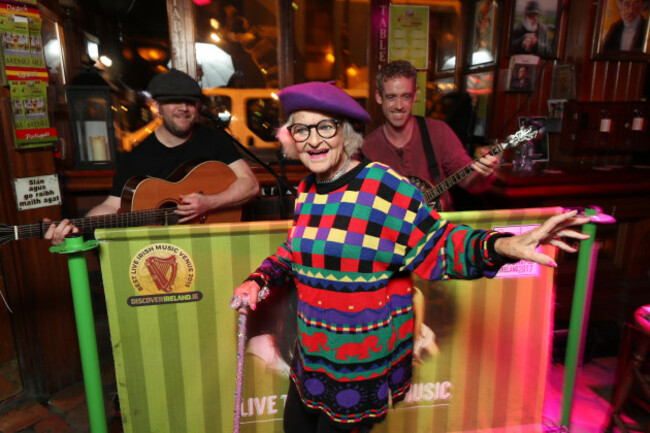 BADDIE WINKLE VISITS DUBLIN (7)