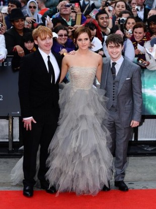 (L-R) Rupert Grint, Emma Watson and Daniel Radcliffe arriving for the world premiere of Harry Potter And The Deathly Hallows: Part 2.