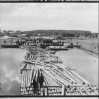 Rafts on the Peter the Great Canal in the city of Shlisselburg, 1909. (Library of Congress, Prints & Photographs Division)