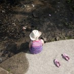 Seven-year-old Chloe Murphy cools her feet in the River Blackwater in Co Wexford. Image: Eamonn Farrell/Photocall Ireland