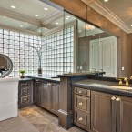 (Grand Estates Auction Company)