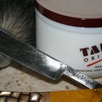 Looks pretty but not practical if your dad has spent an adult lifetime shaving with a triple-blade safety razor. Safety first, kids. Pic: Dharion/Flickr.