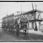 A funeral car bearing floral tributes in Havana, Cuba between 1900 and 1906. (Library of Congress, Prints & Photographs Division)