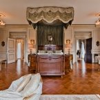 One of the property's bedroom suites. (Estate agent: sothebysrealty.ca)