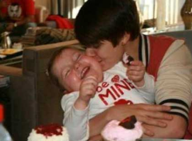 Justin Bieber with Avalanna Routh, who died this week 
