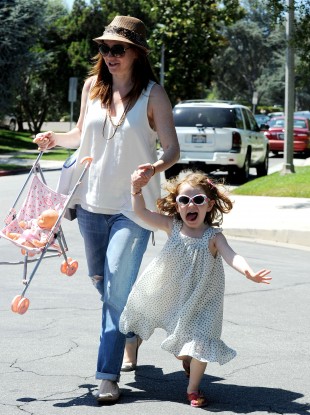 Alyson Hannigan with her other daughter, Satyana. Good luck, kid!