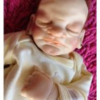 A face only a mother could love. Or a deluded crafter.
Via regretsy.com