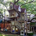 More like tree-mansion than tree-house. (Image: James Curvan/Pinterest)