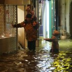 <span class=