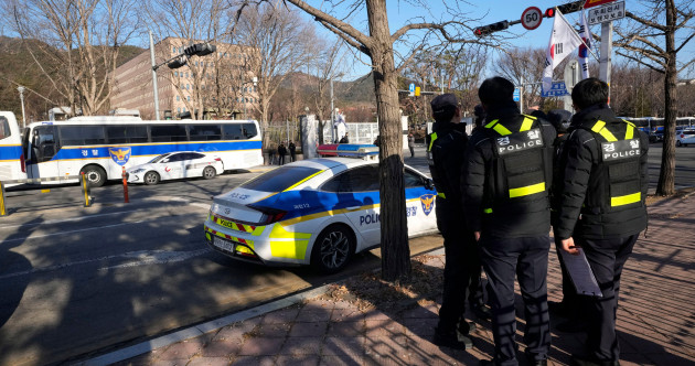 Police in South Korea call off arrest of President following standoff with secret service