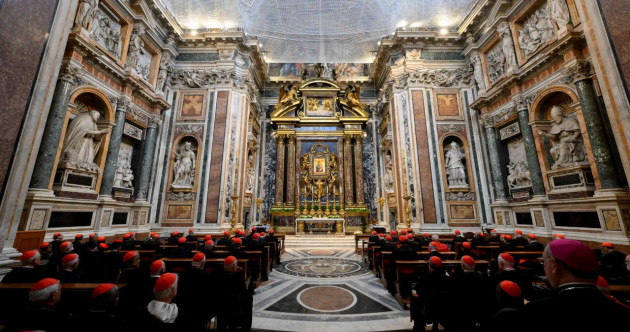 Conclave to elect a new Pope will begin on 7 May, cardinals agree